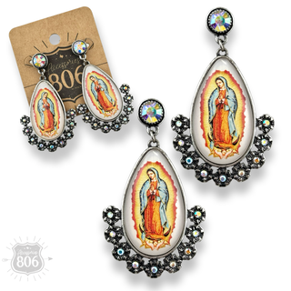 Scenic acrylic teardrop earring