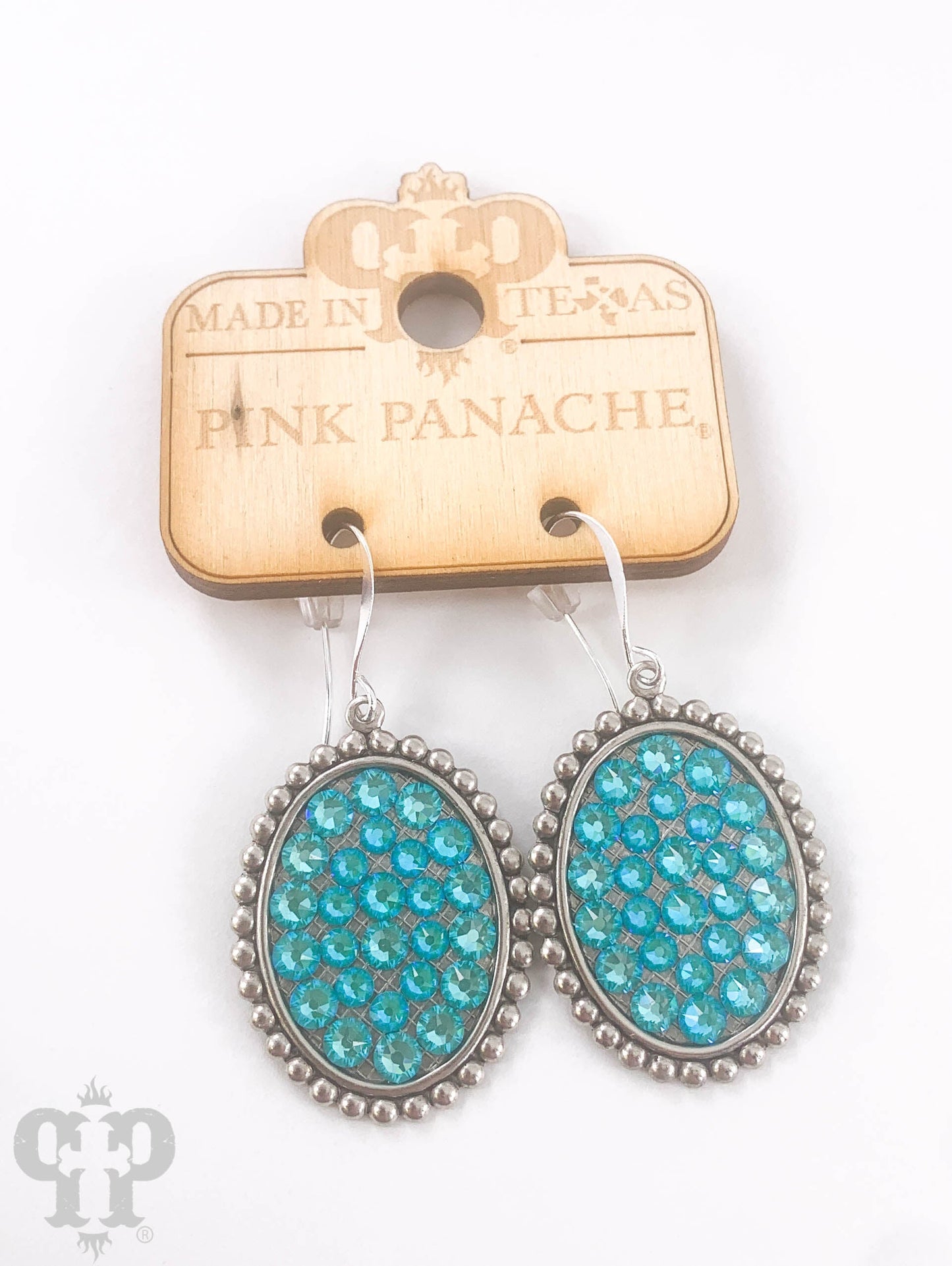 Austrian crystal small oval earring