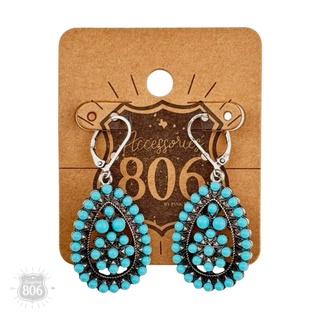 Stone studded teardrop earring