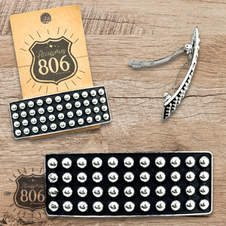 Western style hair clip with raised beads