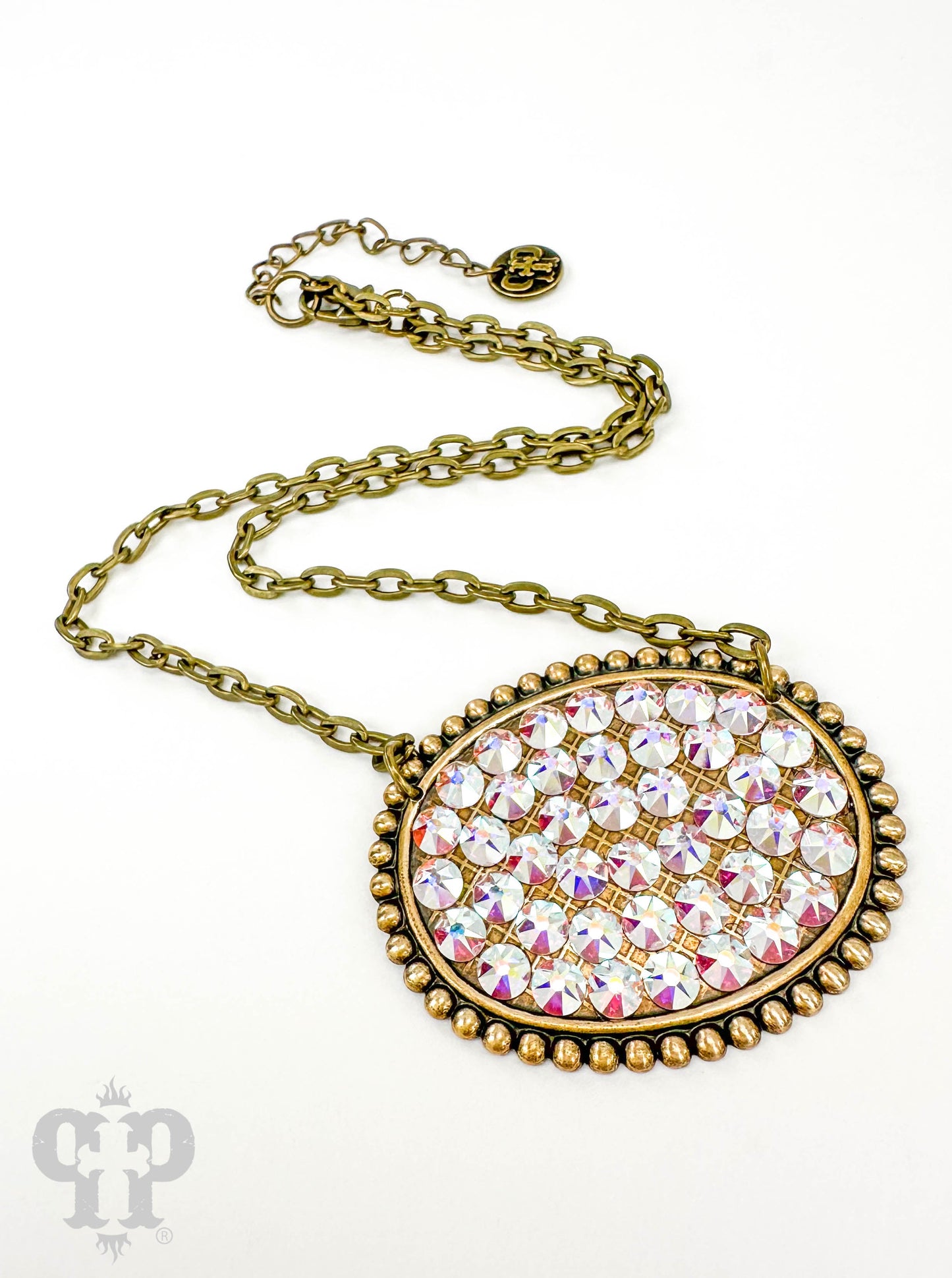 Austrian crystal medium oval necklace