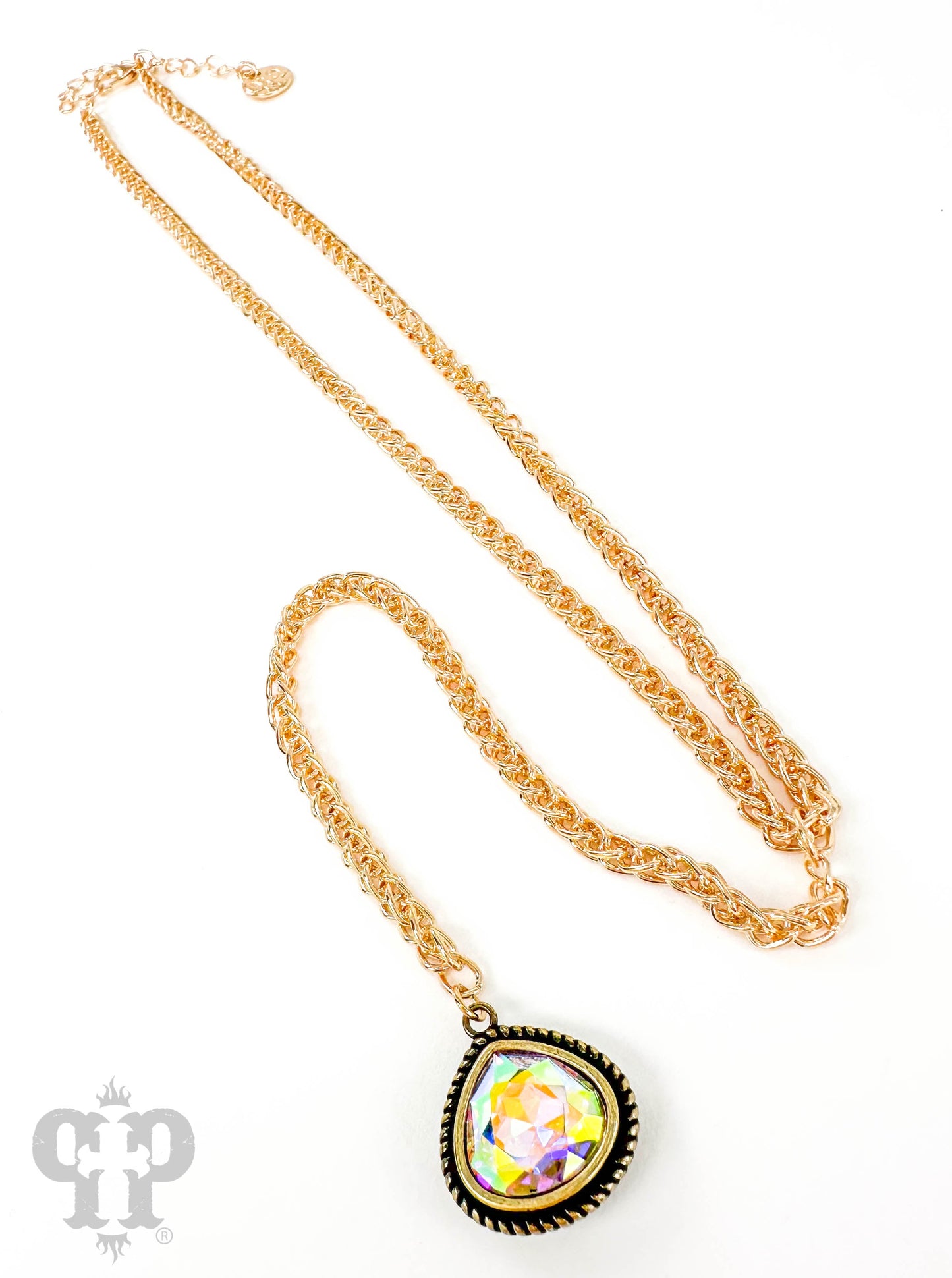 Y-chain necklace with crystal drop