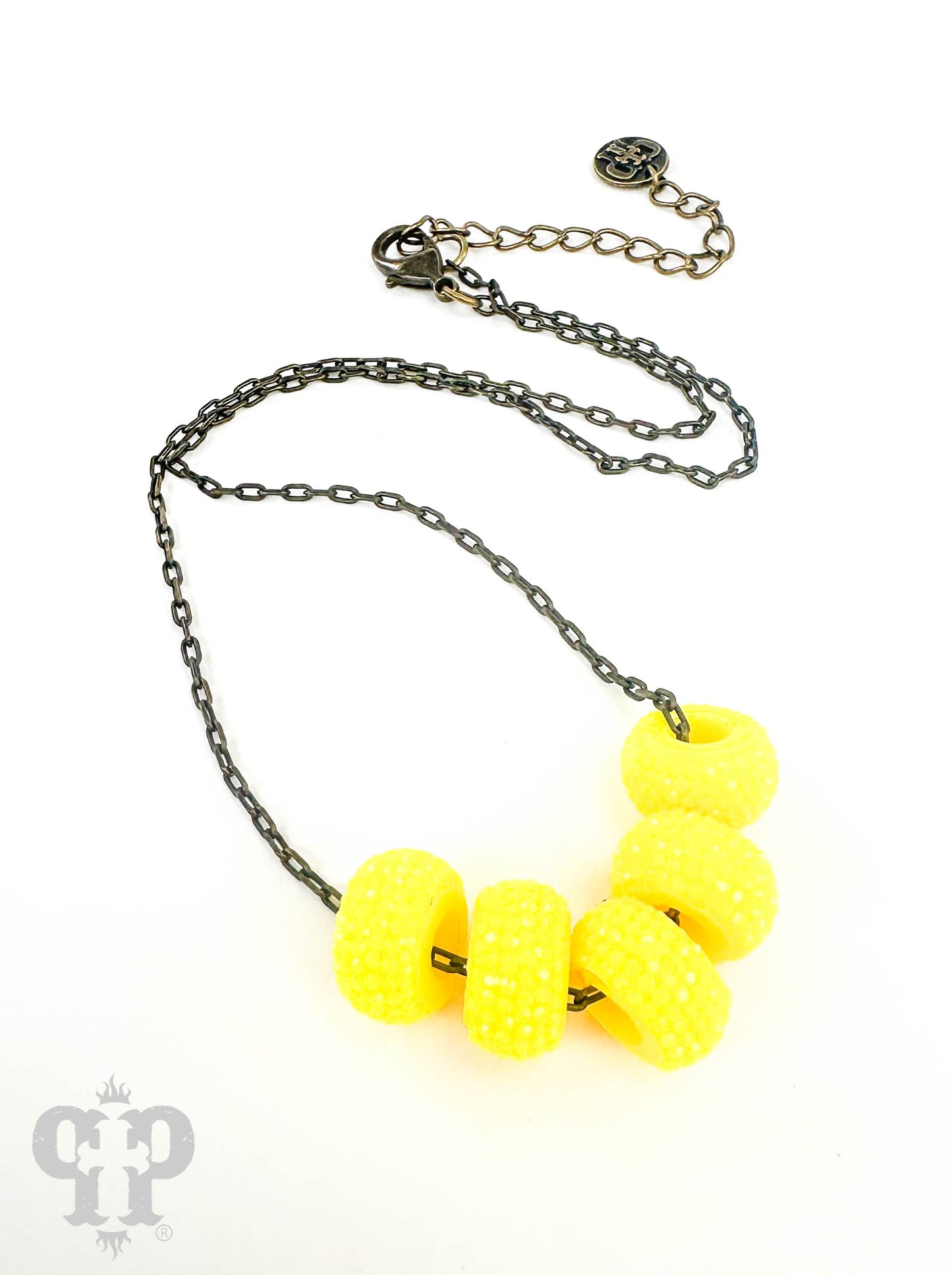 Sparkle wheel necklace