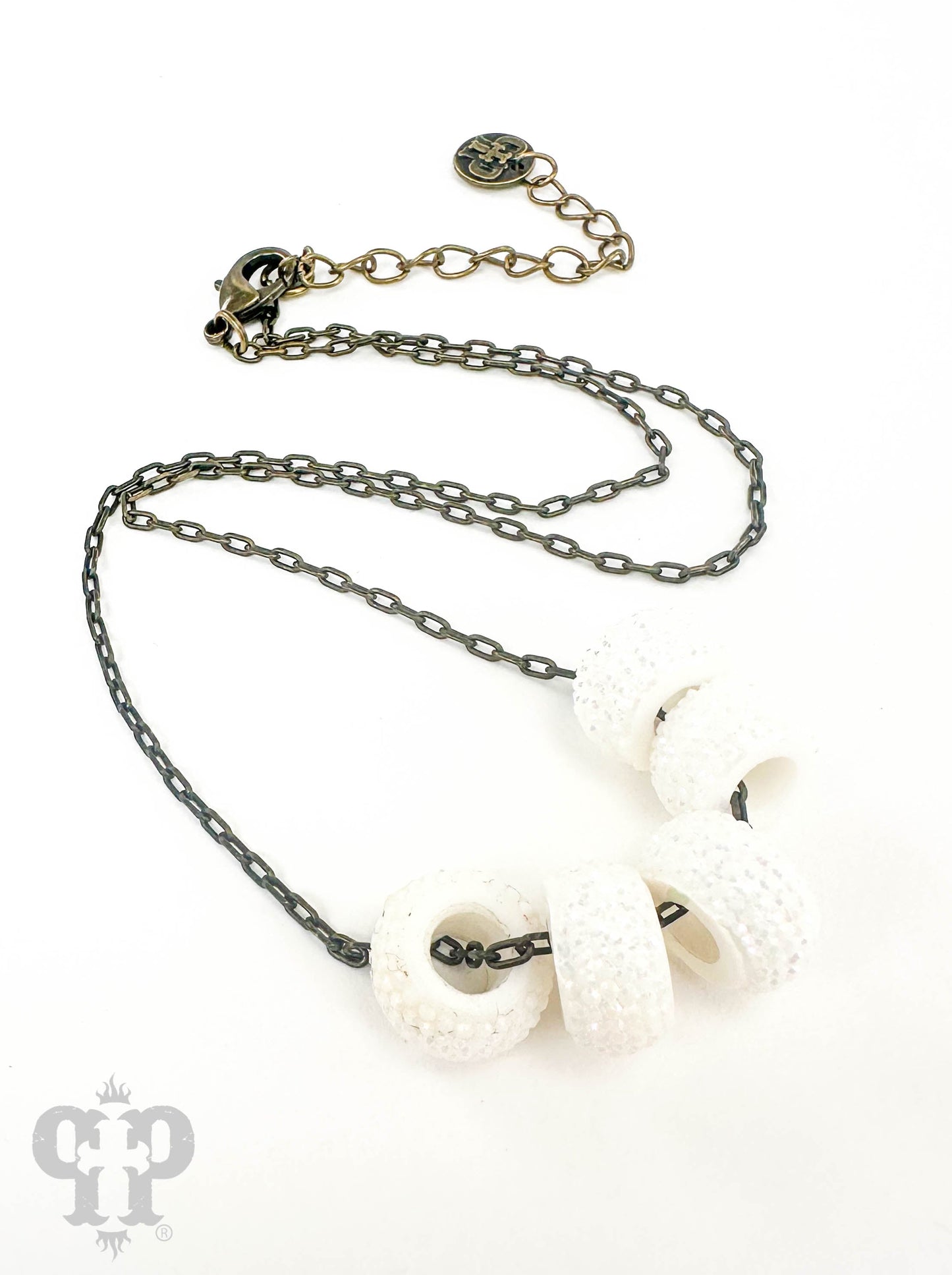 Sparkle wheel necklace