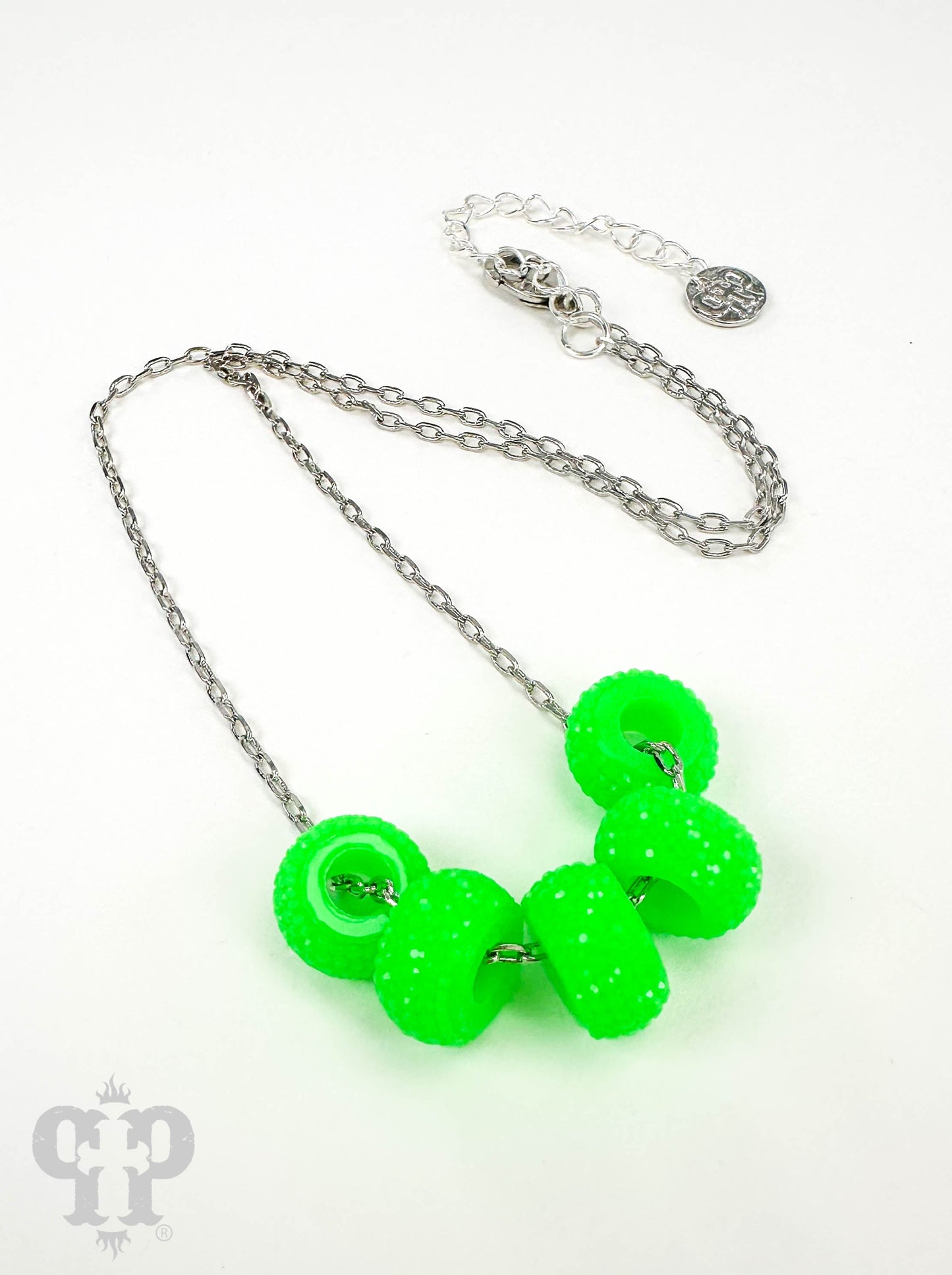 Sparkle wheel necklace