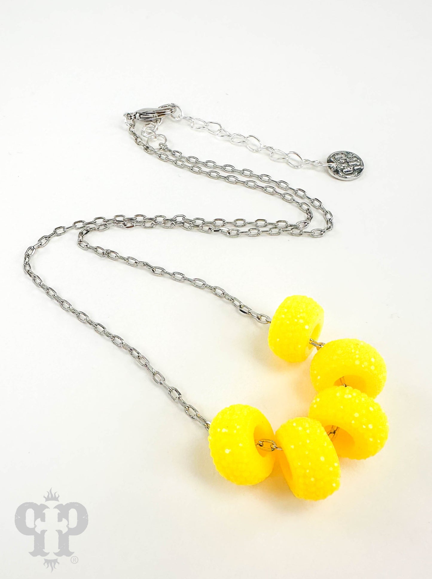 Sparkle wheel necklace