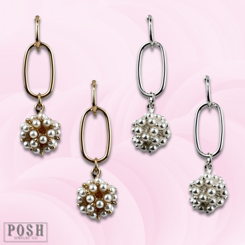 Pearl cluster earring