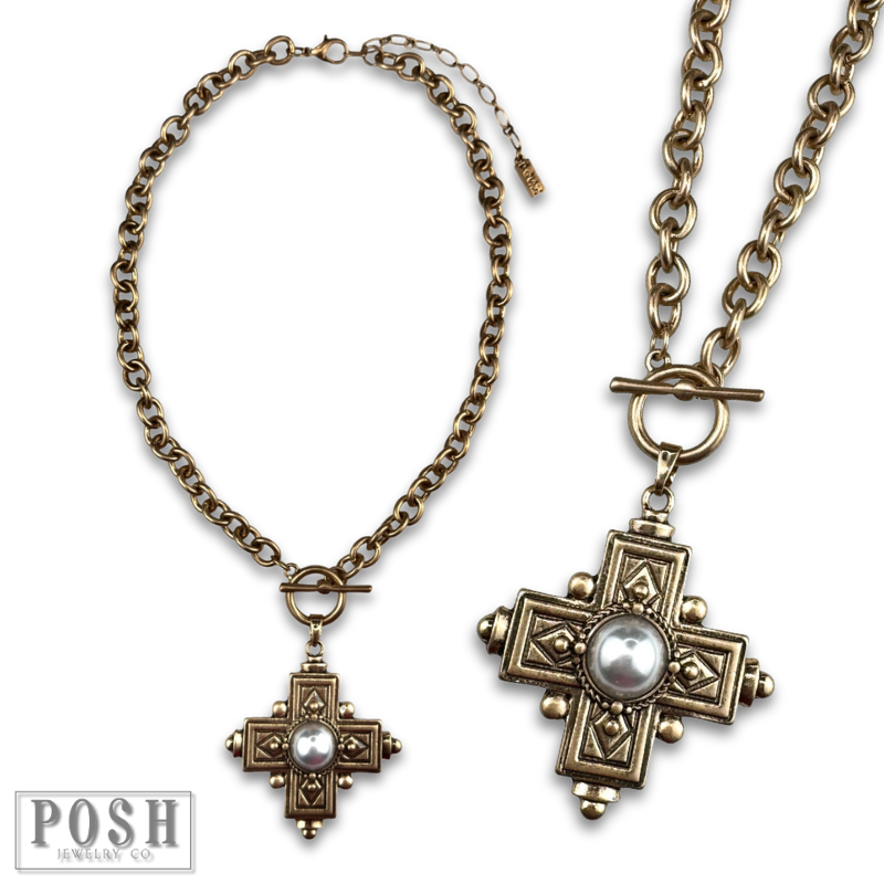 Antique look cross pendant on toggle chain necklace