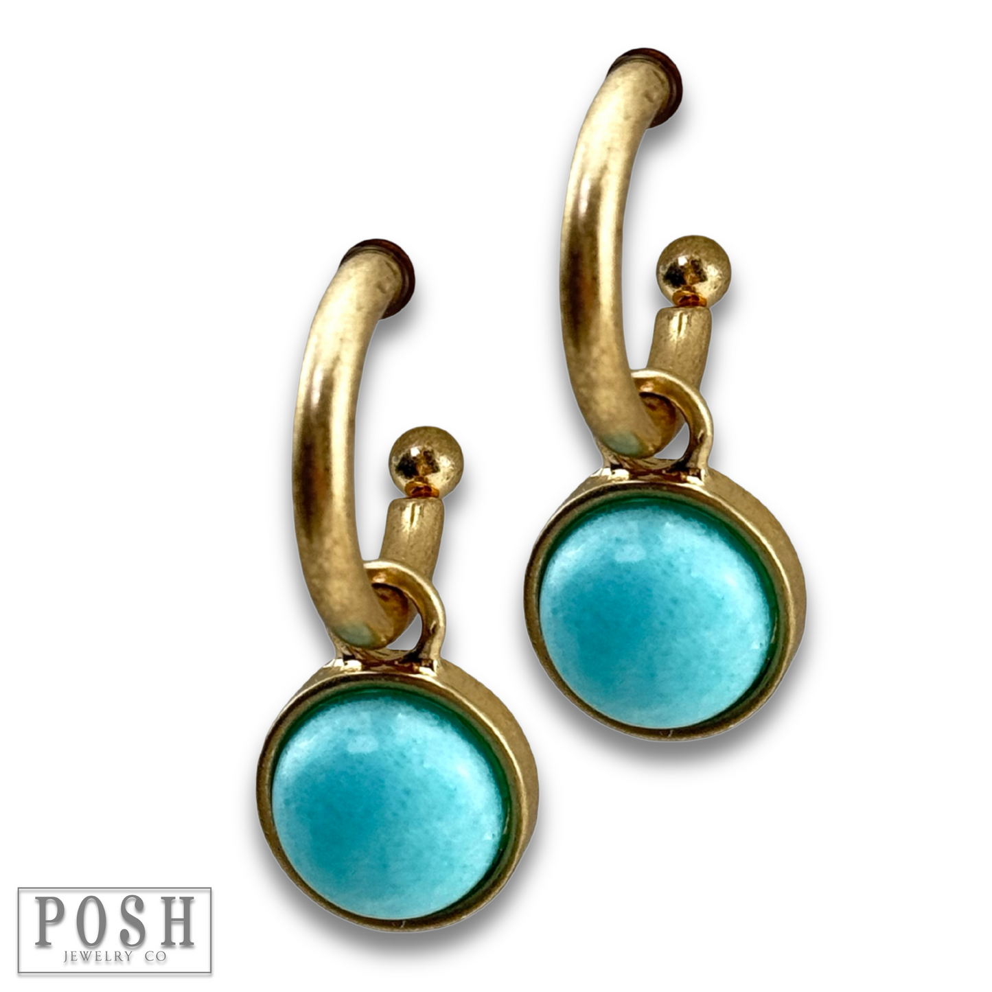 Pearl charm earring