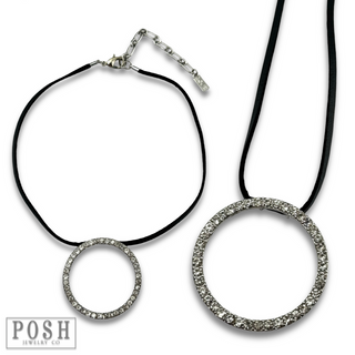 Round rhinestone pendant necklace