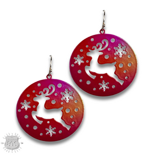 Round reindeer earring