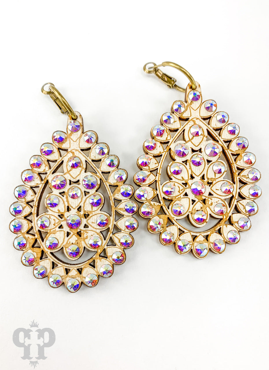 Santa Fe teardrop earring, medium size