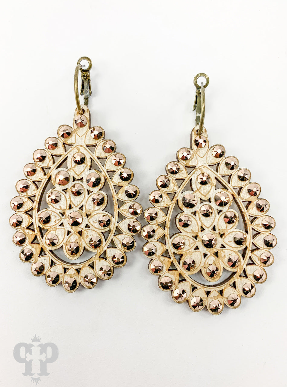 Santa Fe teardrop earring, medium size