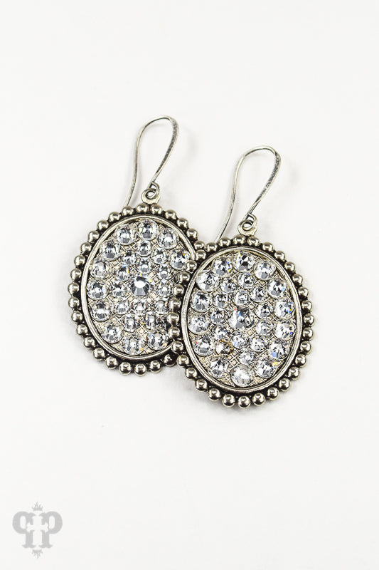 Austrian crystal small oval earring