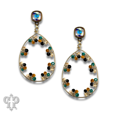 Flower seed bead teardrop earring with Austrian crystal