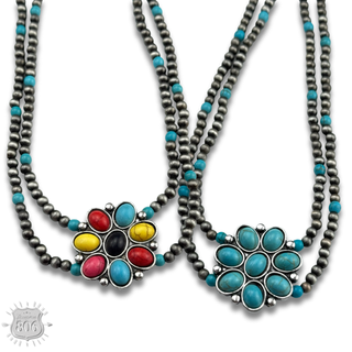 Stone flower pendant necklace