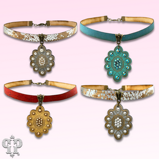 Choker with scalloped wood Austrian crystal pendant