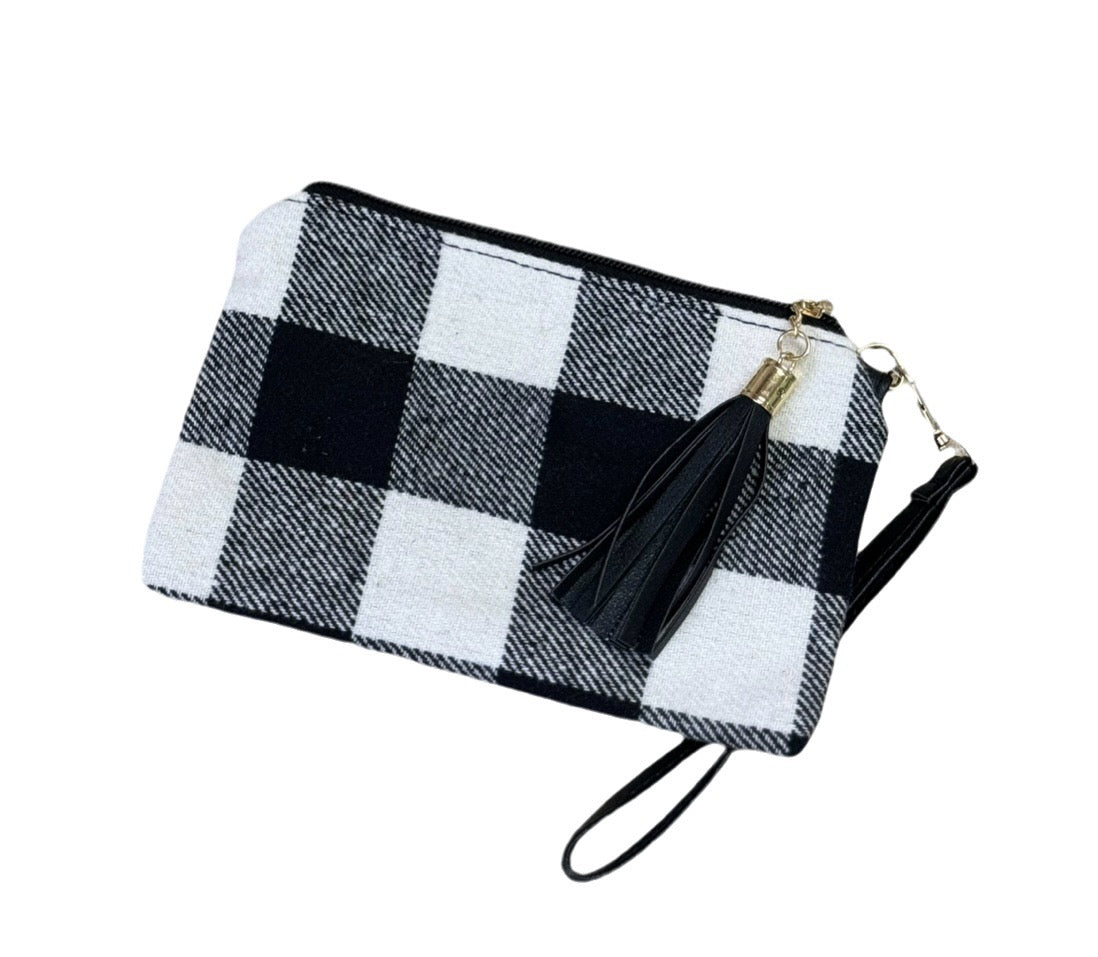 Small wristlet, last call