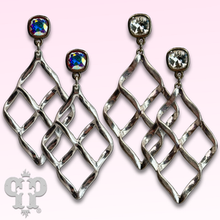 Waffle teardrop earring with Austrian crystal