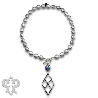 Woven teardrop necklace with Austrian crystal