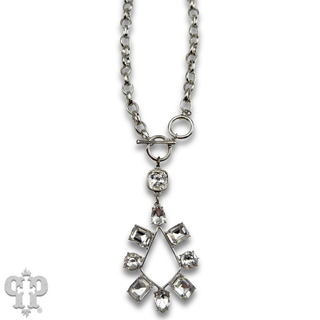 Rhinestone pendant necklace with Austrian crystal