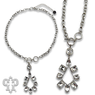 Rhinestone pendant necklace with Austrian crystal