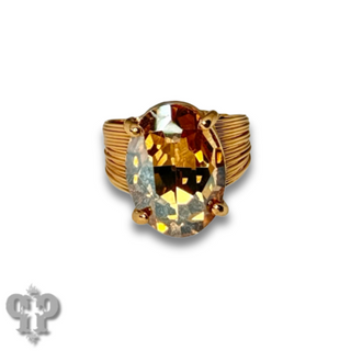 Oval rhinestone ring