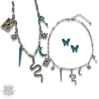 Western charm necklace set