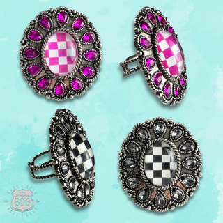 Western oval rhinestone ring with checkerboard inlay