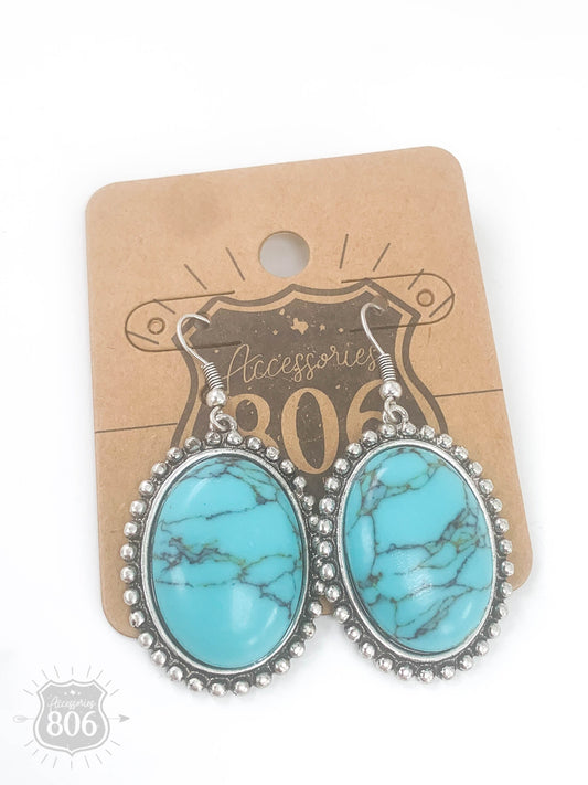 Oval stone earring