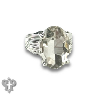 Oval rhinestone ring