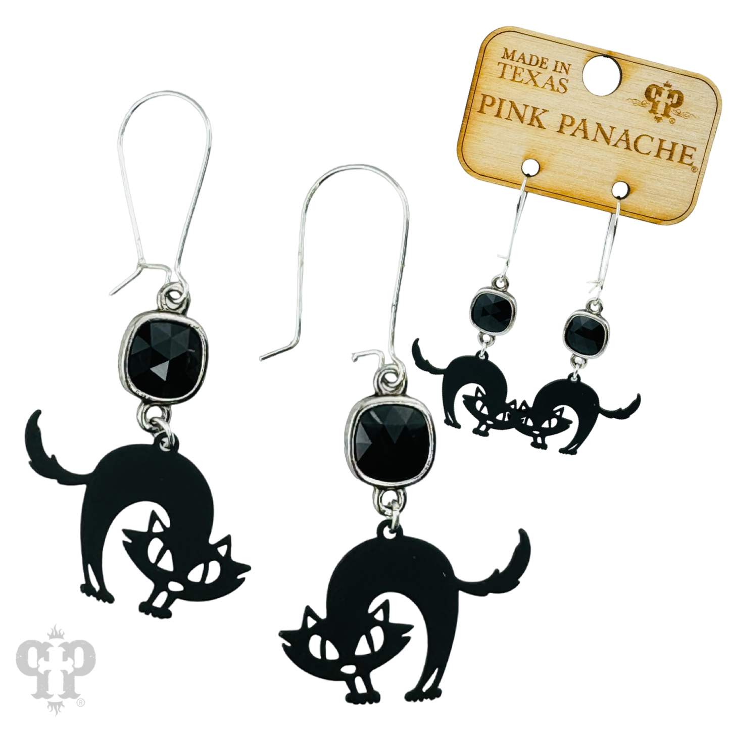 Spooky cat earring with Austrian crystal