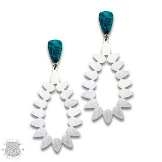 Silver cutwork teardrop earring