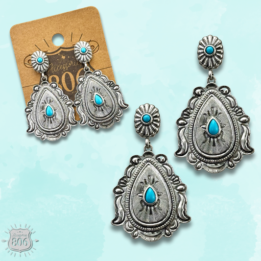 Western style teardrop and post earring