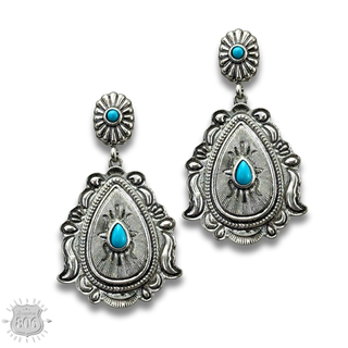 Western style teardrop and post earring