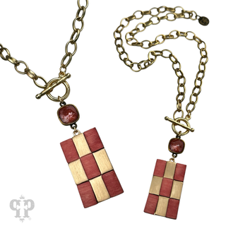 Checkerboard pattern pendant necklace with Austrian crystal