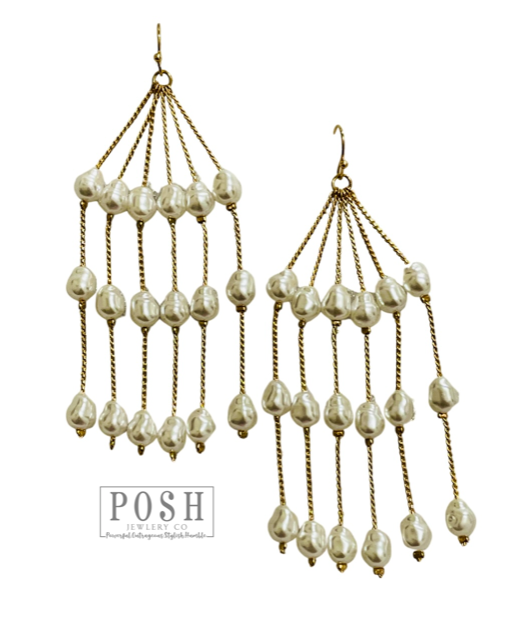 Chain and pearl fringe earring