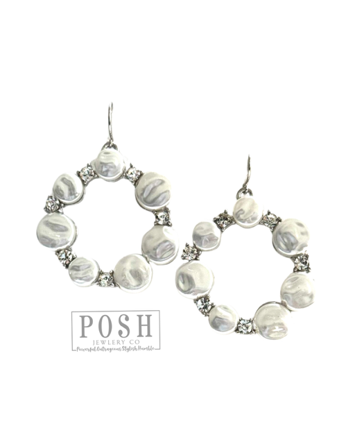 Pearl and rhinestone round earring