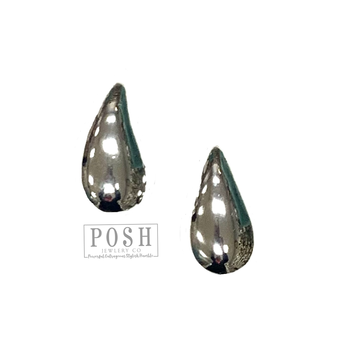 Medium raindrop post earring