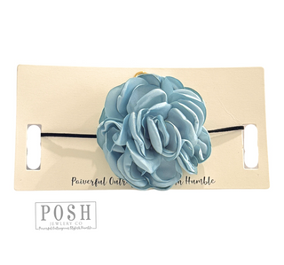 Flower choker necklace