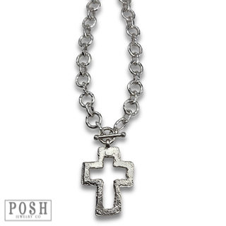 Chunky chain and cross pendant necklace
