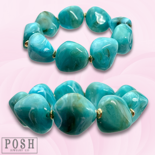 Chunky turquoise color bead bracelet