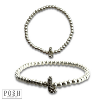 Bead bracelet with rhinestone inital
