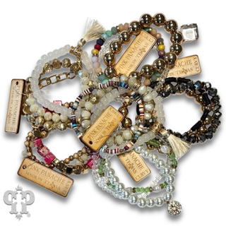 Mystery curvy bracelet stack