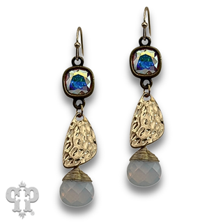 Crystal drop earring with crystals from Swarovski® - LC