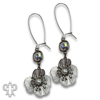 Flower charm earring with crystals from Swarovski® - LC