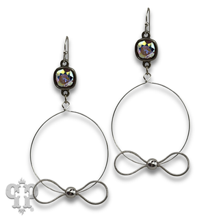Crystal bow earring with crystals from Swarovski®