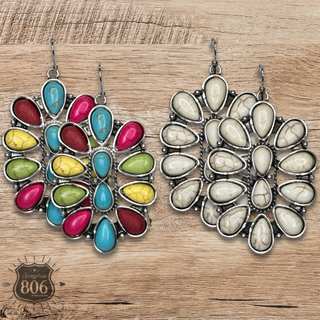 Western oval stone flower earring