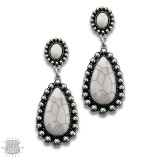 Stone teardrop in silver setting earring - LC