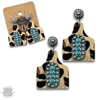 Pebbled ear tag earring,stone center